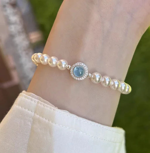 Aquamarine Pearl Bracelet with Unique Design