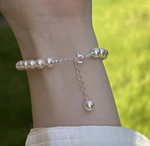 Aquamarine Pearl Bracelet with Unique Design