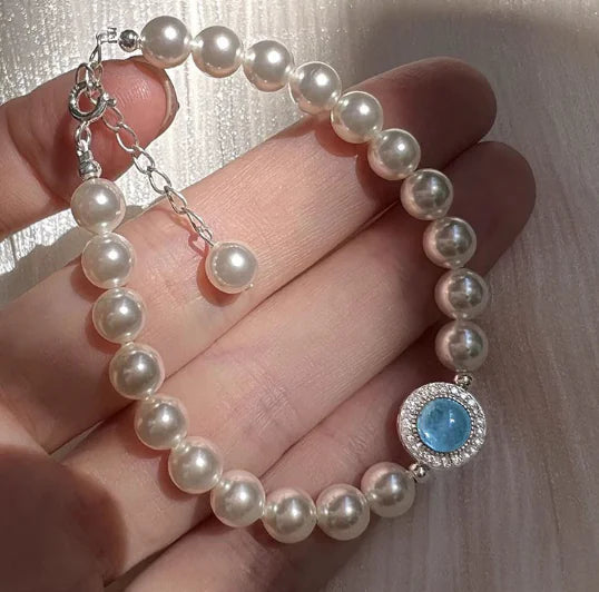 Aquamarine Pearl Bracelet with Unique Design